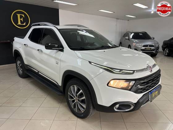 FIAT TORO 2.0 16V TURBO DIESEL VOLCANO 4WD AT9